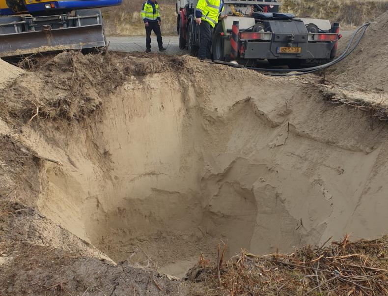 Fotoserie plaatsing en montage pompput Schiermonnikoog_1