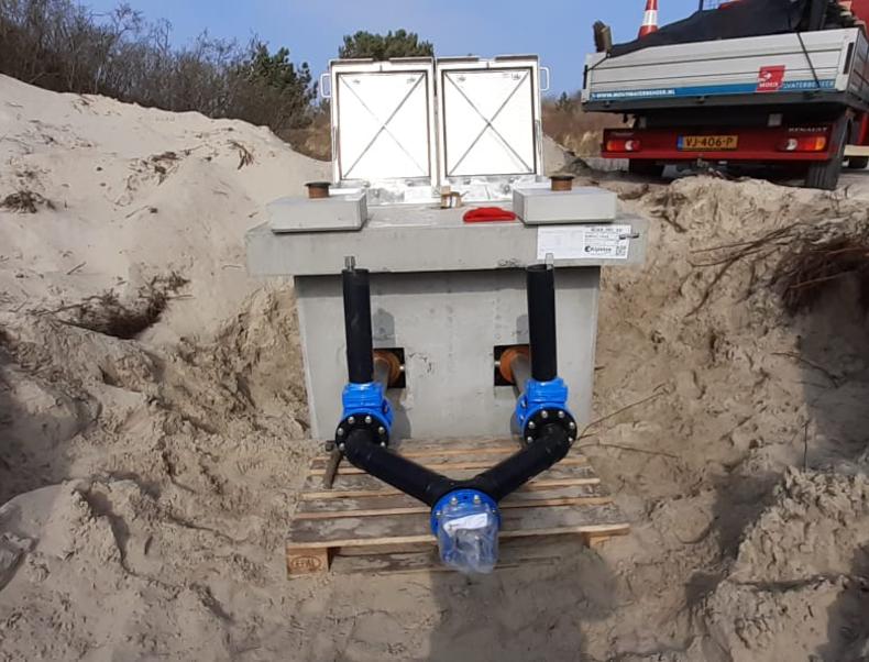 Fotoserie plaatsing en montage pompput Schiermonnikoog_7