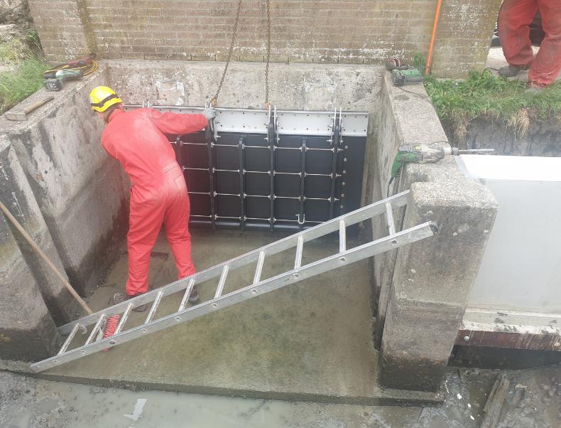 Fotoserie plaatsen terugslagklep Wirdumer-Nieuwland_6